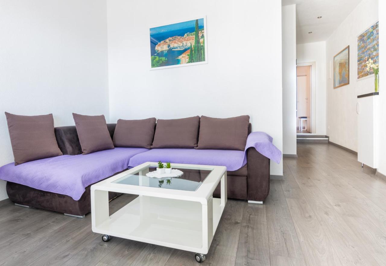 Apartments Mate Tučepi Eksteriør billede