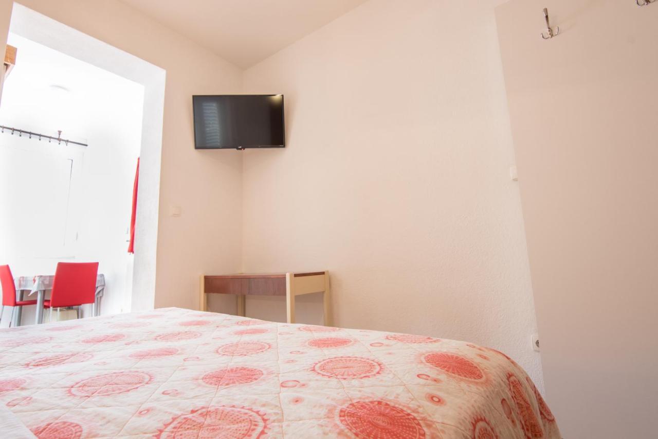 Apartments Mate Tučepi Eksteriør billede